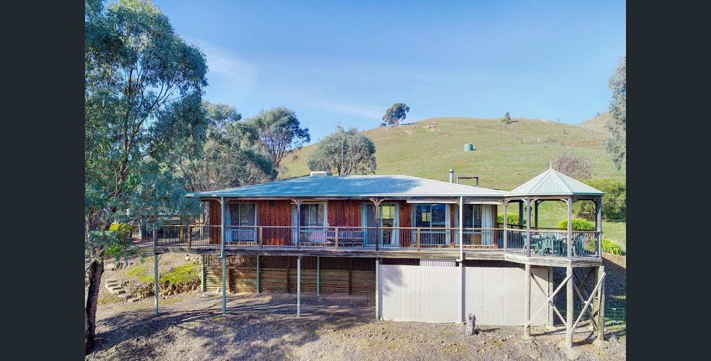 Skylight Ridge Bonnie Doon | 19 Hutchinsons Rd, Bonnie Doon VIC 3720, Australia | Phone: 0415 700 292 Skylight Ridge Bonnie Doon | 19 Hutchinsons Rd, Bonnie Doon VIC 3720, Australia | Phone: 0415 700 292