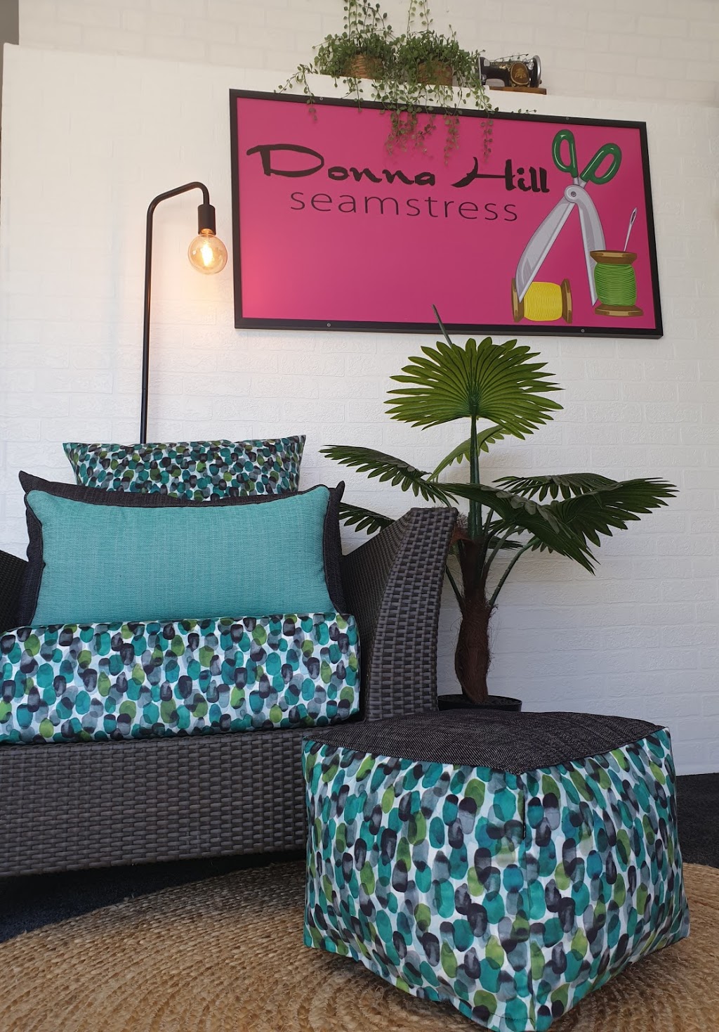 The Sewist By Donna Hill | furniture store | 6 Lindfield Cct, Noosaville QLD 4566, Australia | 0431374464 OR +61 431 374 464