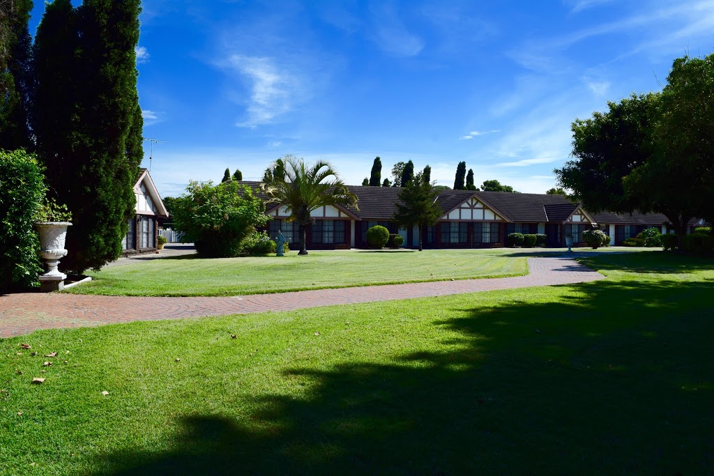 Sir Francis Drake Motel | lodging | 2259 Pacific Hwy, Heatherbrae NSW 2324, Australia | 0249871444 OR +61 2 4987 1444