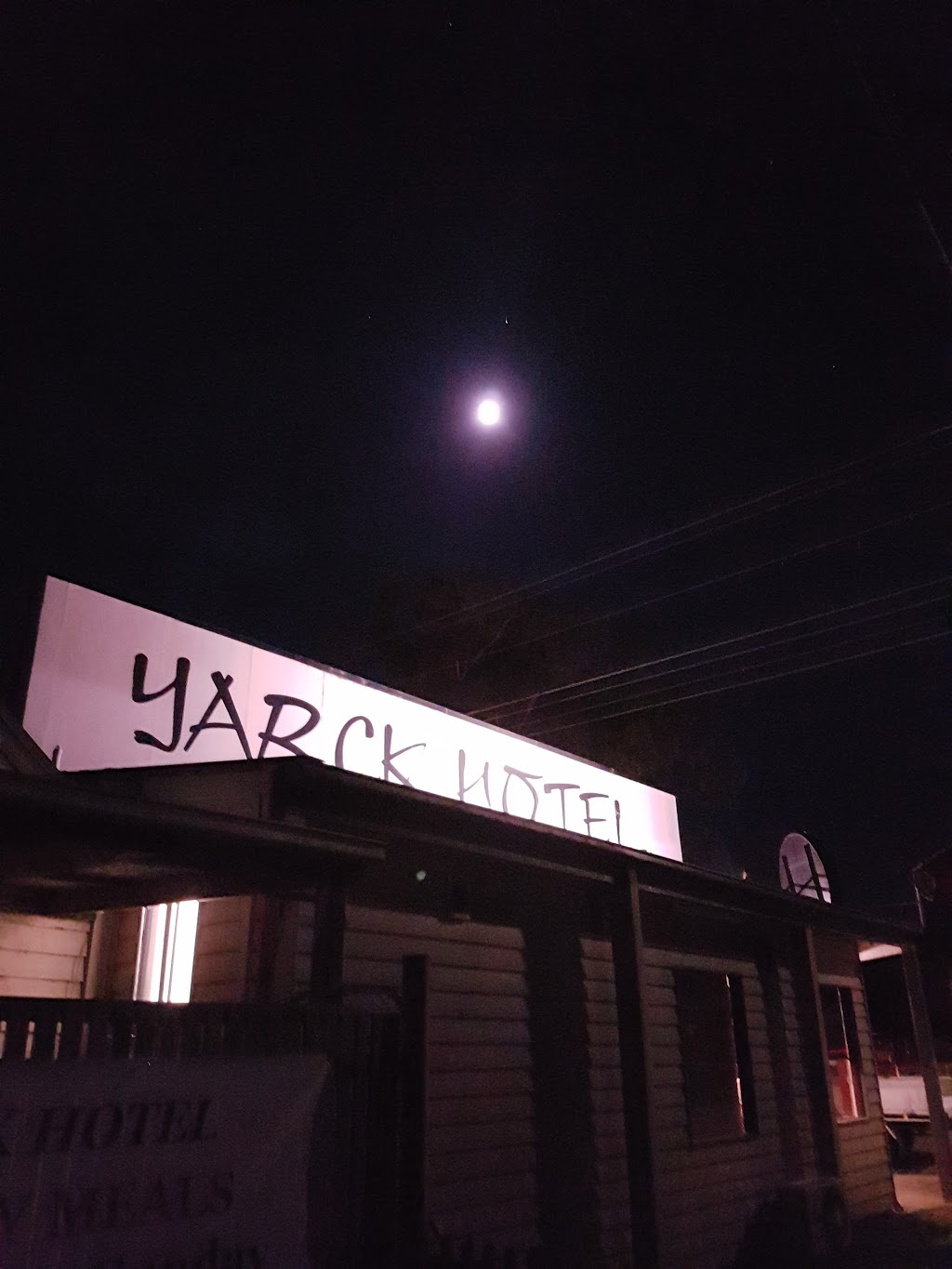 Yarck Hotel | Maroondah Hwy, Yarck VIC 3719, Australia | Phone: (03) 5773 4226