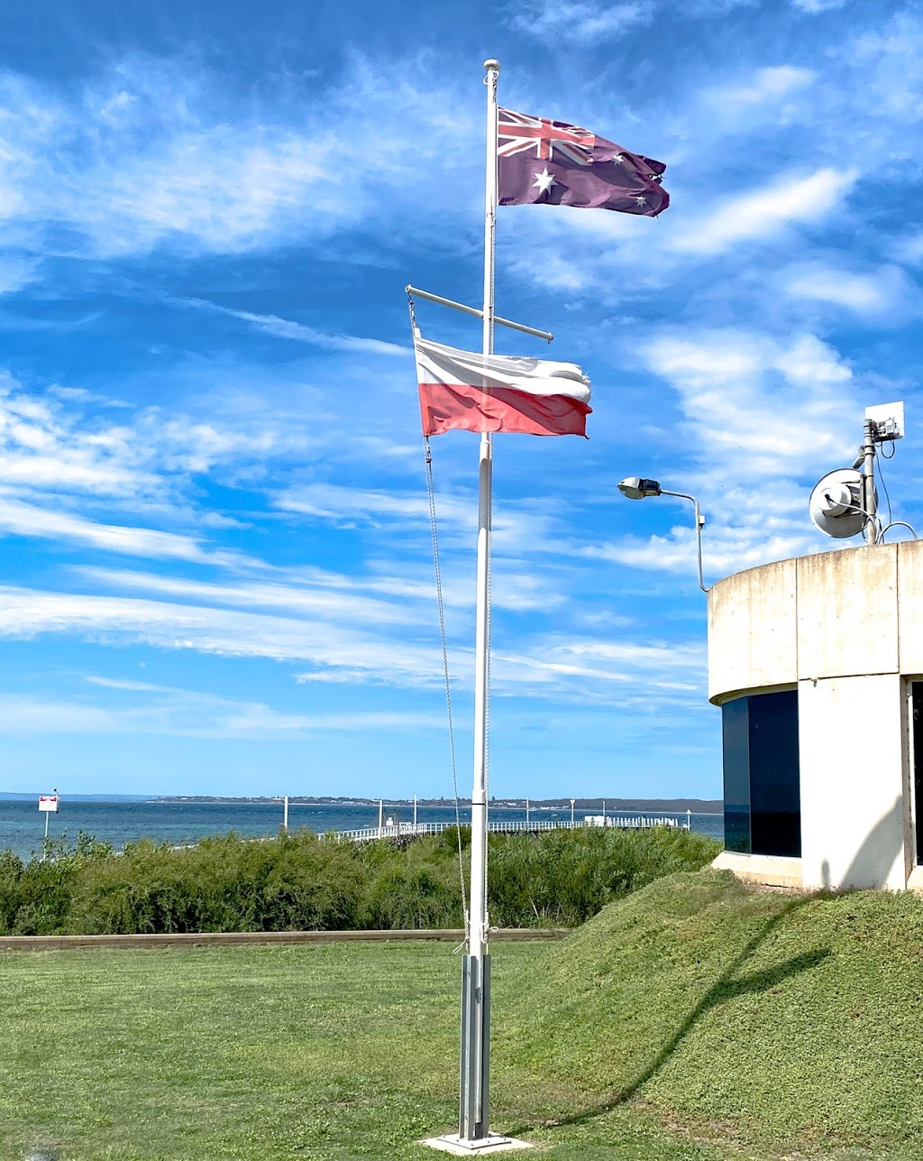 Port Phillip Sea Pilots - Pilot Station |  | 5 Tobin Dr, Queenscliff VIC 3225, Australia | 0352545500 OR +61 3 5254 5500