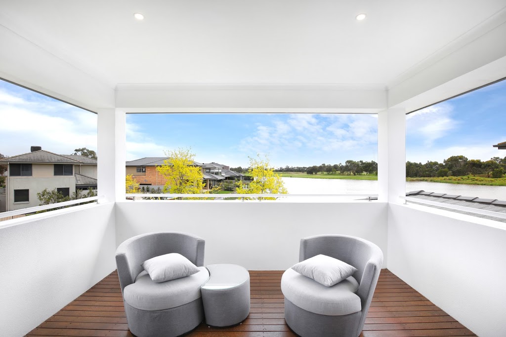 Xus Residence | 9 Viewmount Pl, Sandhurst VIC 3977, Australia | Phone: 0404 366 668