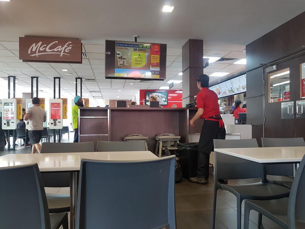 McDonalds Western Ring Rd East | meal takeaway | Western Ring Rd, Sunshine VIC 3020, Australia | 0393114399 OR +61 3 9311 4399