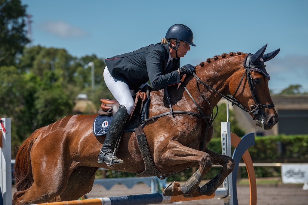 Christine Bates Eventing | 161 Putty Rd, Wilberforce NSW 2756, Australia | Phone: 0413 046 041