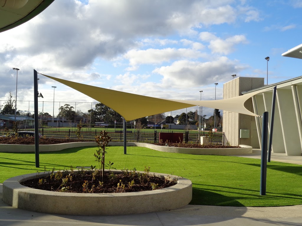 Direct Shade Sails |  | 28-30 Old Creswick Rd, Wendouree VIC 3355, Australia | 0353392330 OR +61 3 5339 2330