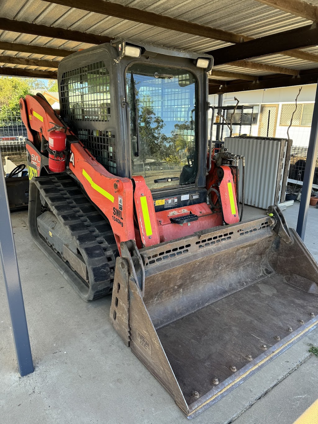 Lohrey Rural Earthworks | 6 Chappell St, Middlemount QLD 4746, Australia | Phone: 0419 483 039