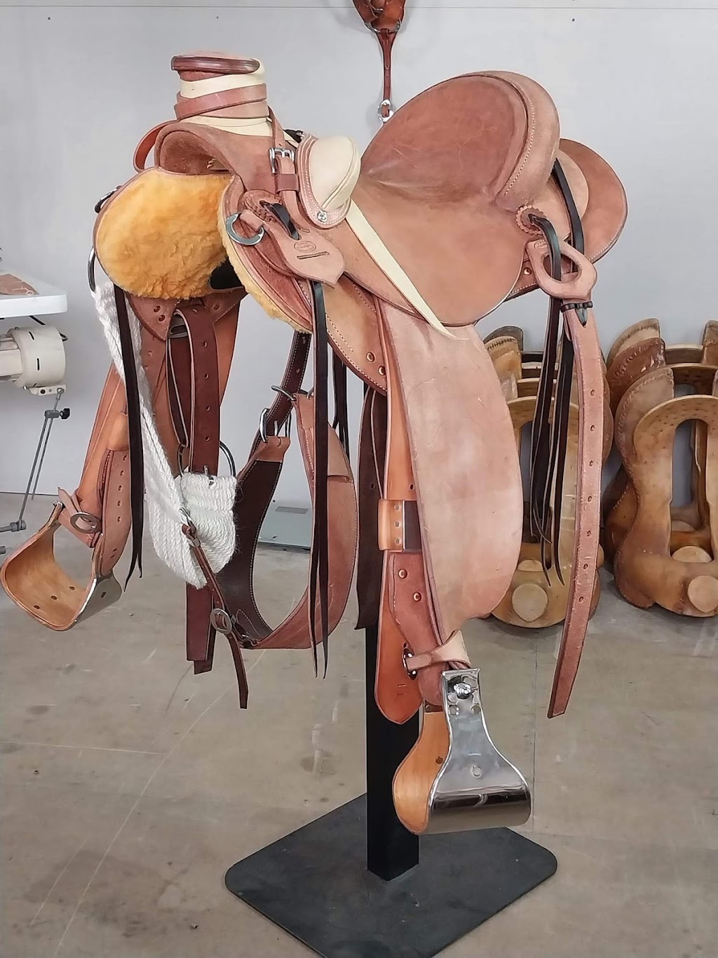 Able Custom Saddles | 12 Cassidy St, Bell QLD 4408, Australia | Phone: 0488 680 550