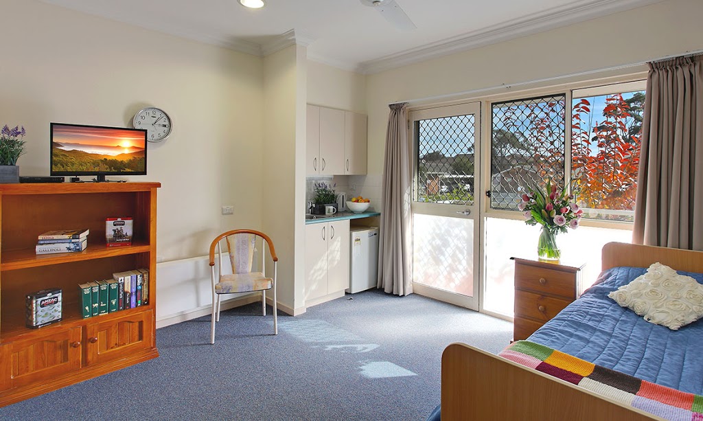 Southern Cross Care Reynolds Court Residential Aged Care | health | 7 Bias Ave, Bateau Bay NSW 2261, Australia | 1800632314 OR +61 1800 632 314