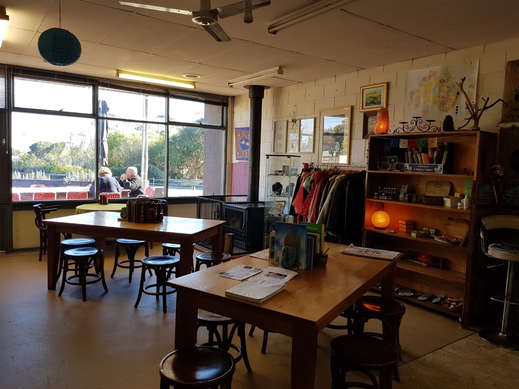 Snowy River Tackle & Snowy River Cafe | cafe | 4 Marlo Rd, Marlo VIC 3888, Australia | 0351548487 OR +61 3 5154 8487