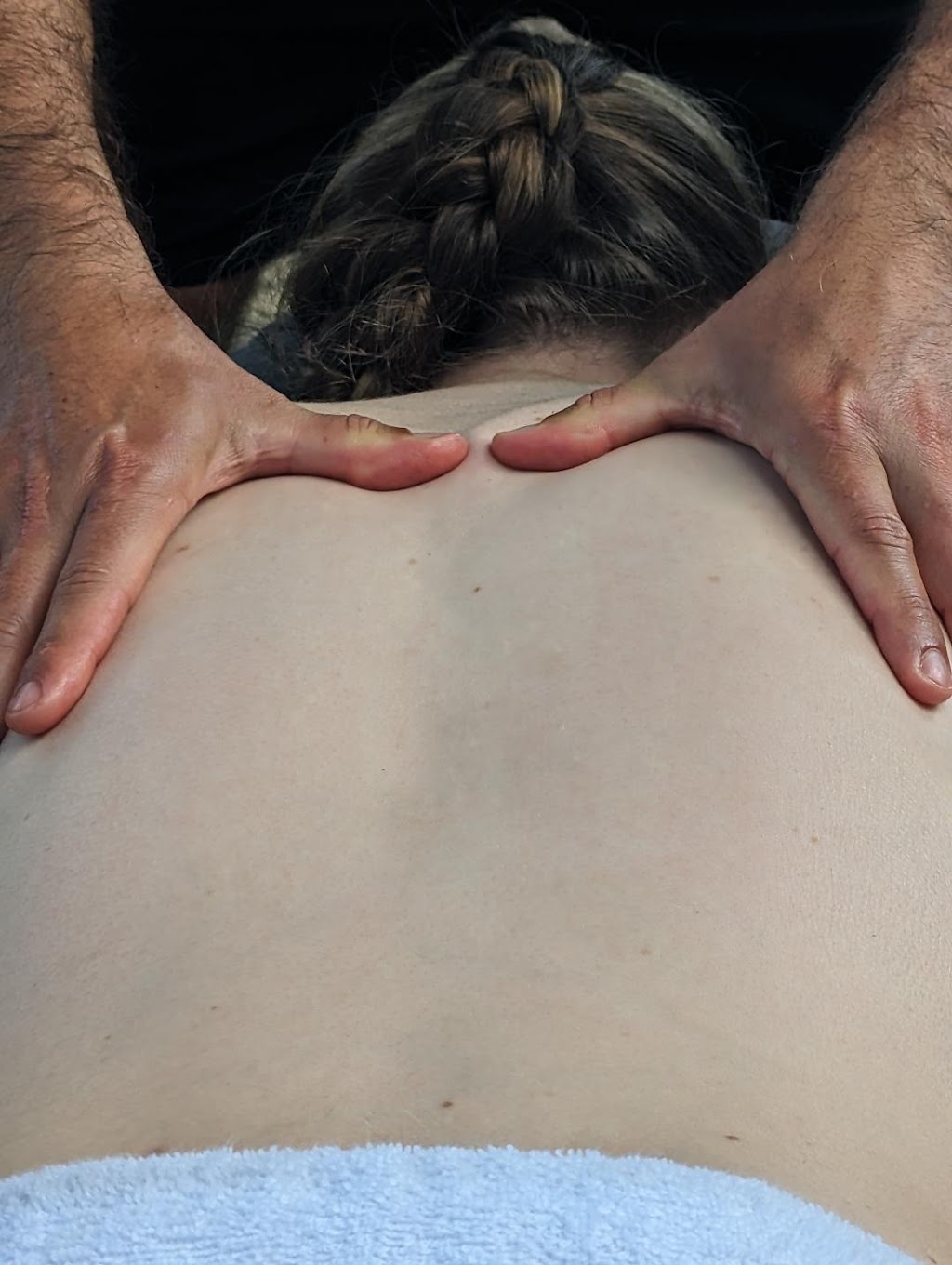 Massage therapy Byron bay Clinic / Mobile | 292 Picadilly Hill Rd, Coopers Shoot NSW 2479, Australia | Phone: 0415 948 009