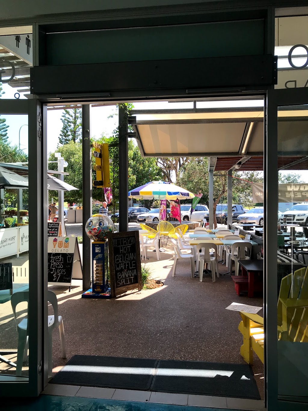 Yum Gelato Coolum (Gelato & Juice Bar) | 1778 David Low Way, Coolum Beach QLD 4573, Australia | Phone: 0424 026 081