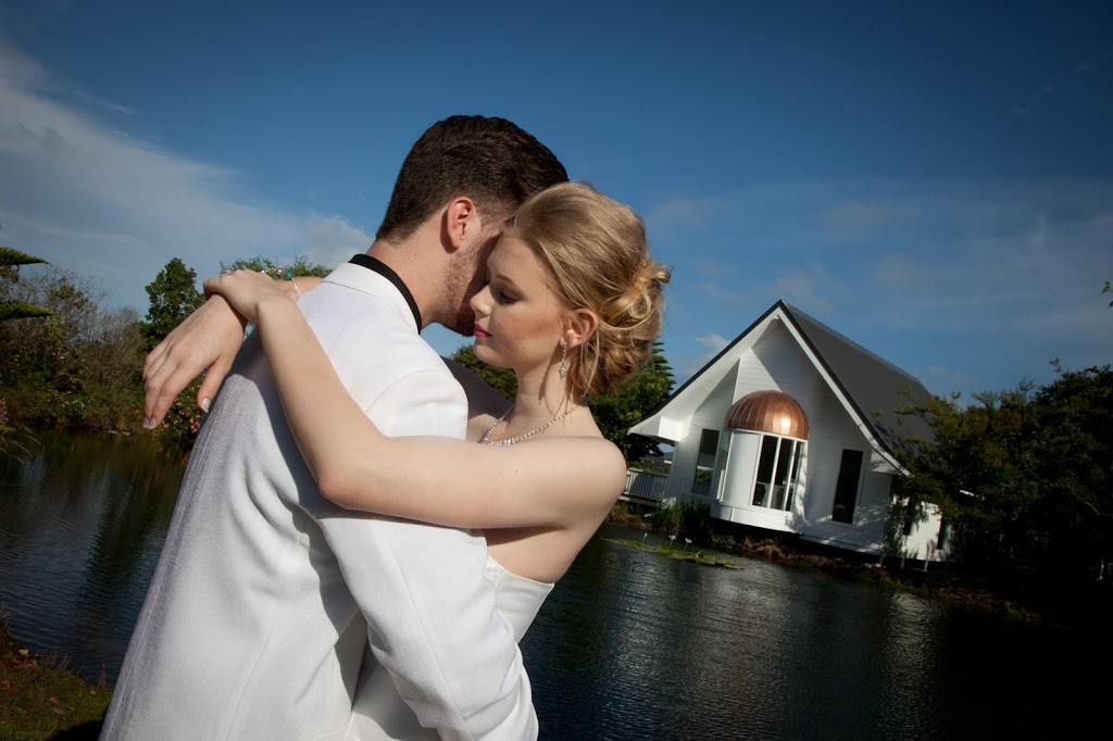 Tamborine Wedding Chapel | 160 Main Western Rd, Tamborine Mountain QLD 4272, Australia | Phone: (07) 5545 0989