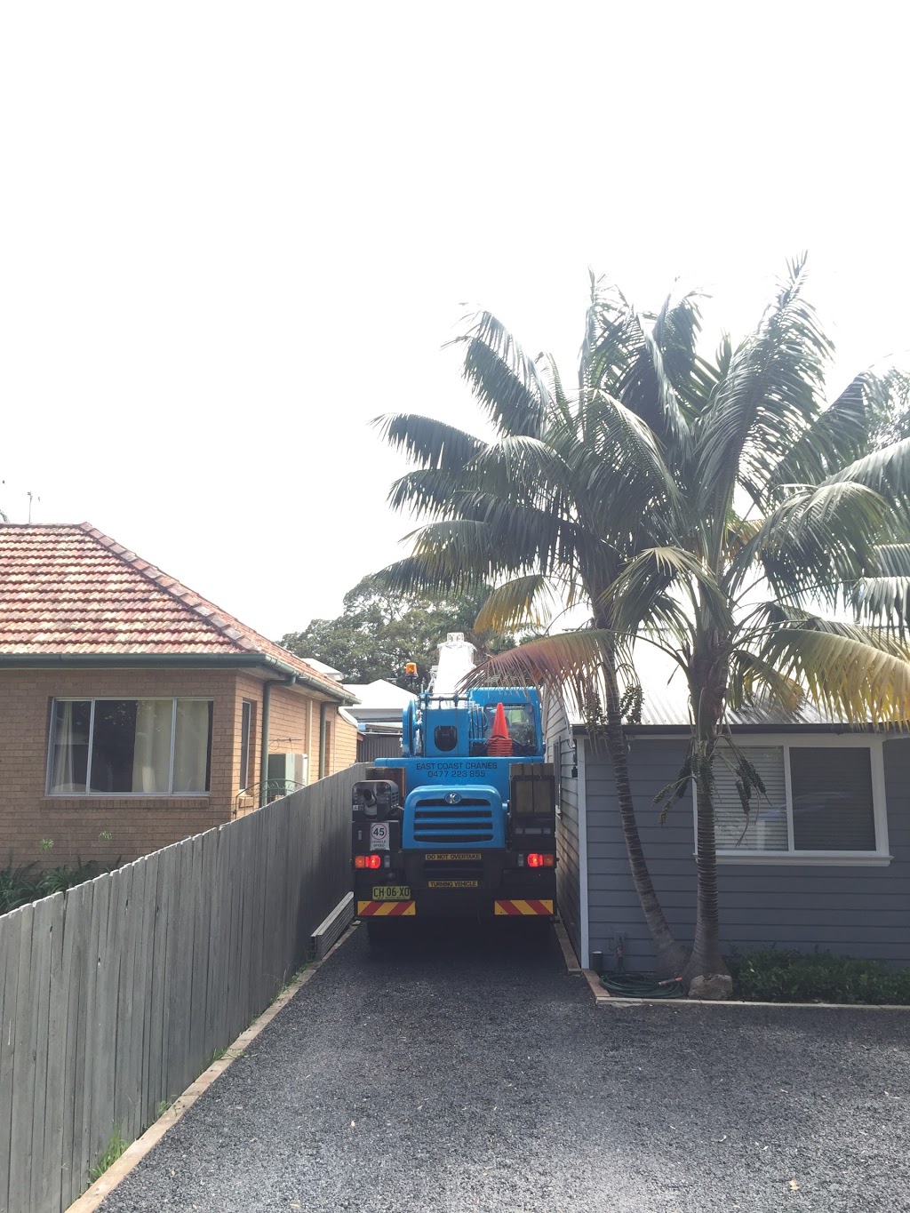 East Coast Crane Services Pty Ltd | 3 Chiltern Rd, Ingleside NSW 2101, Australia | Phone: 0477 223 855