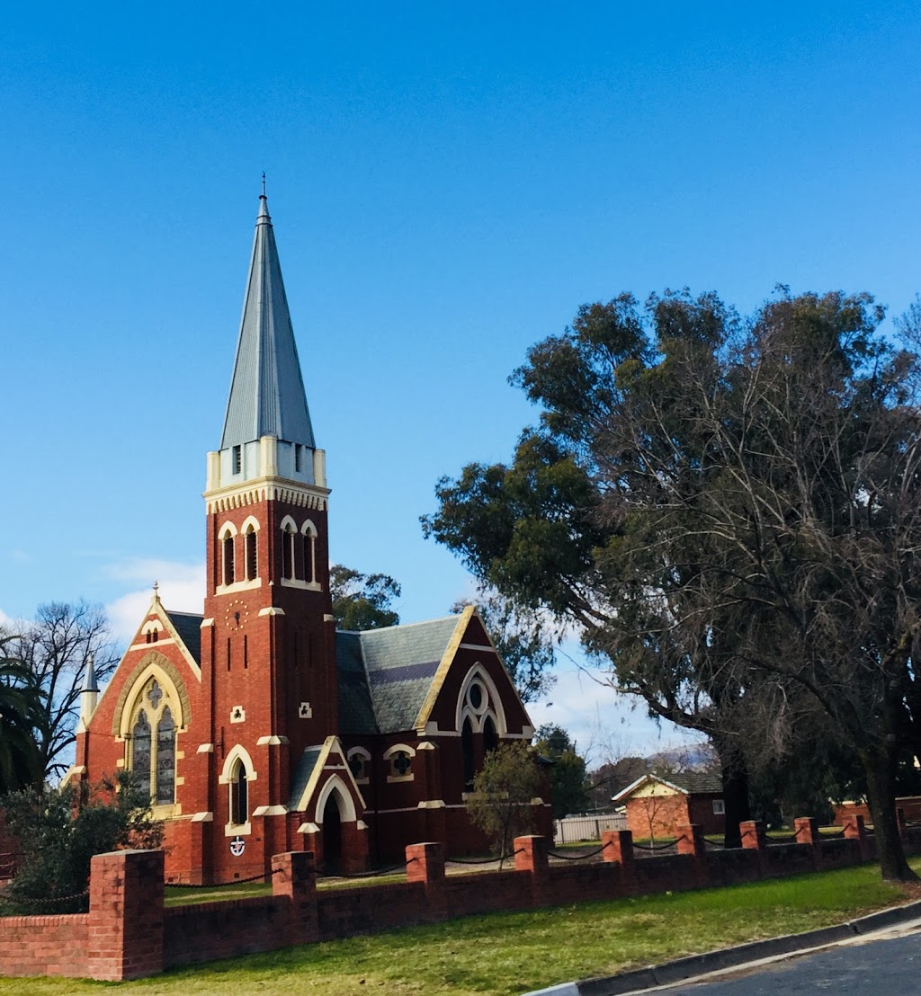 Greater Hume Shire Visitor Information Centre and Holbrook Subma | museum | 15 Wallace St, Holbrook NSW 2644, Australia | 0260362422 OR +61 2 6036 2422