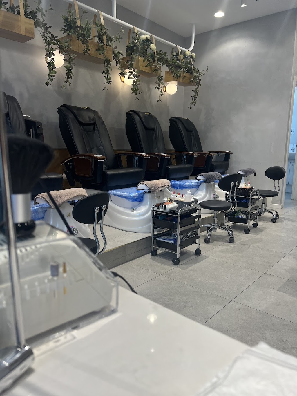 Prime Nail Salon | The Glen Shopping Centre, Shop L001/235 Springvale Rd, Glen Waverley VIC 3150, Australia | Phone: (03) 9803 5248