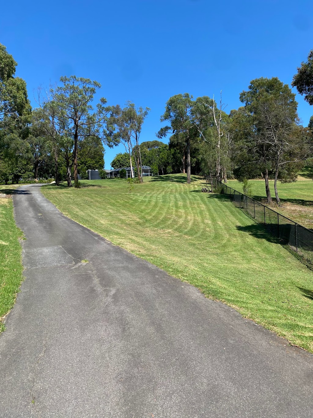 X-Factor Mowing | general contractor | 8 Forest St, Yarra Glen VIC 3775, Australia | 0433104619 OR +61 433 104 619