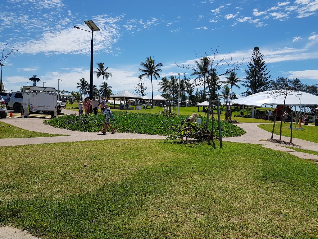 Emu Park Main Beach | Emu Park QLD 4710, Australia | Phone: (07) 4913 5000