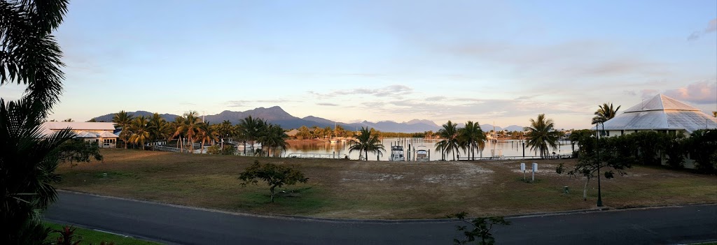 Hinchinbrook Holiday Apartments | lodging | 10-14/2 Poinciana Blvd, Cardwell QLD 4849, Australia | 0740662250 OR +61 7 4066 2250