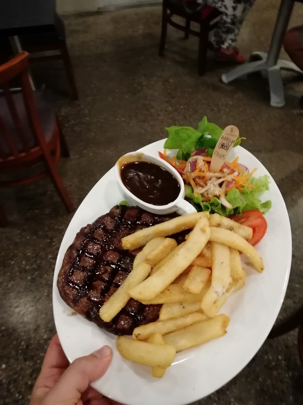 The Deck | restaurant | 50 Mulherin Dr, Mackay Harbour QLD 4740, Australia | 0749555337 OR +61 7 4955 5337