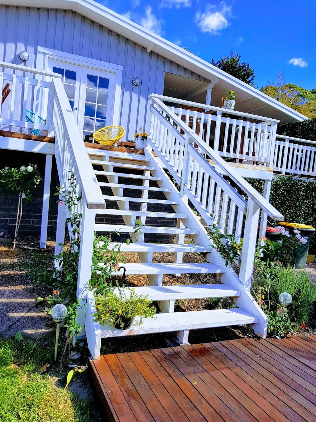 Hamptons Pet Friendly Beach House | lodging | 48 Pambula Beach Rd, Pambula Beach NSW 2549, Australia | 0412409188 OR +61 412 409 188