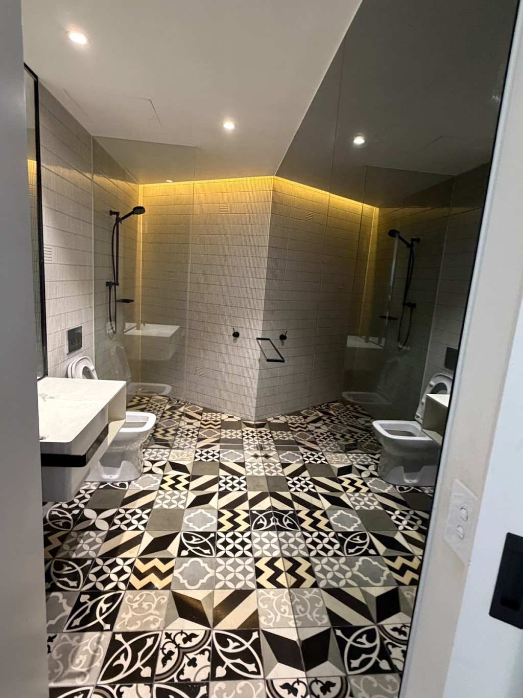 Sparkling Nest Cleaning Services | Decore Dr, South Morang VIC 3752, Australia | Phone: 0410 318 741