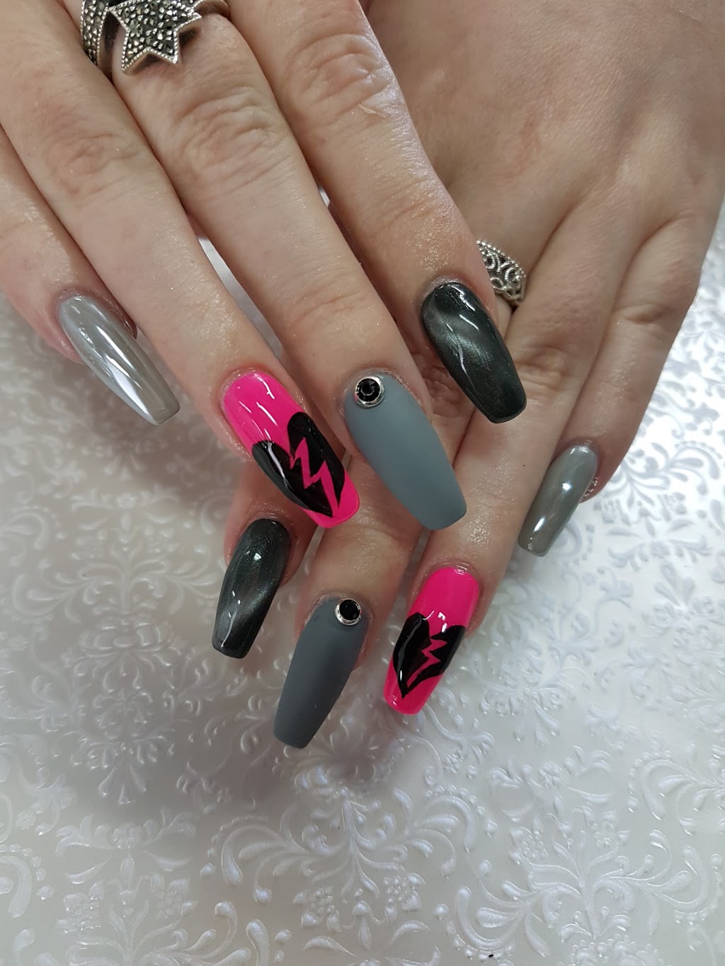 Miss Gs Nail Lounge | 9/175-179 Ferry Rd, Southport QLD 4215, Australia | Phone: (07) 5526 2111