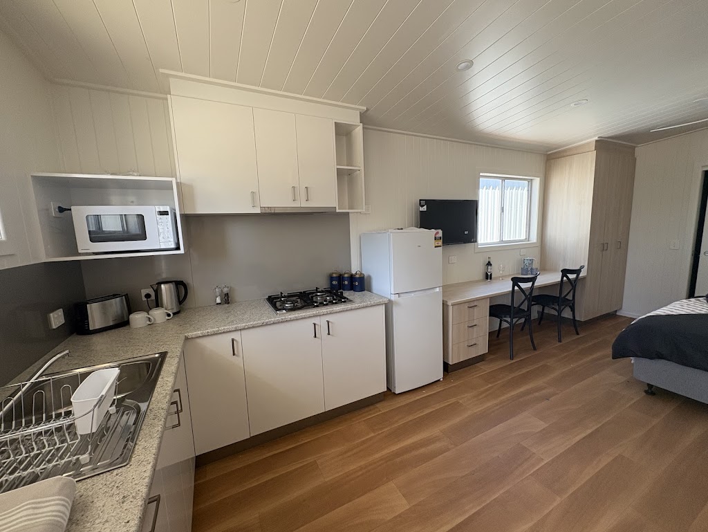 SURAT STUDIOS | Burrowes St, Surat QLD 4417, Australia | Phone: 0437 265 310