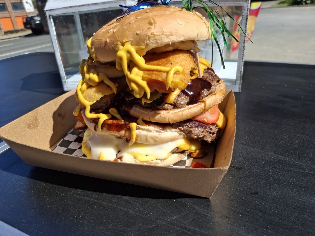 Cowboy Burger Saloon | Albatross Road &, Braidwood Rd, Nowra Hill NSW 2540, Australia | Phone: 0401 391 752