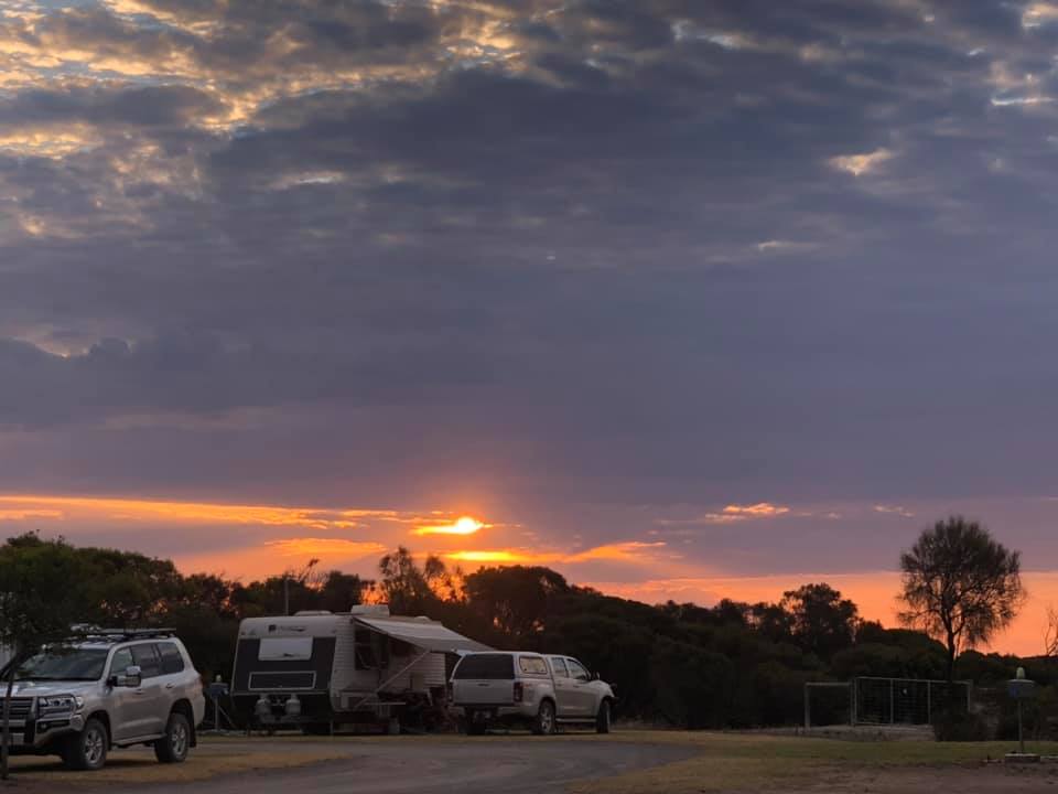 Marion Bay Caravan Park | rv park | 17 Willyama Dr, Marion Bay SA 5575, Australia | 0888544094 OR +61 8 8854 4094