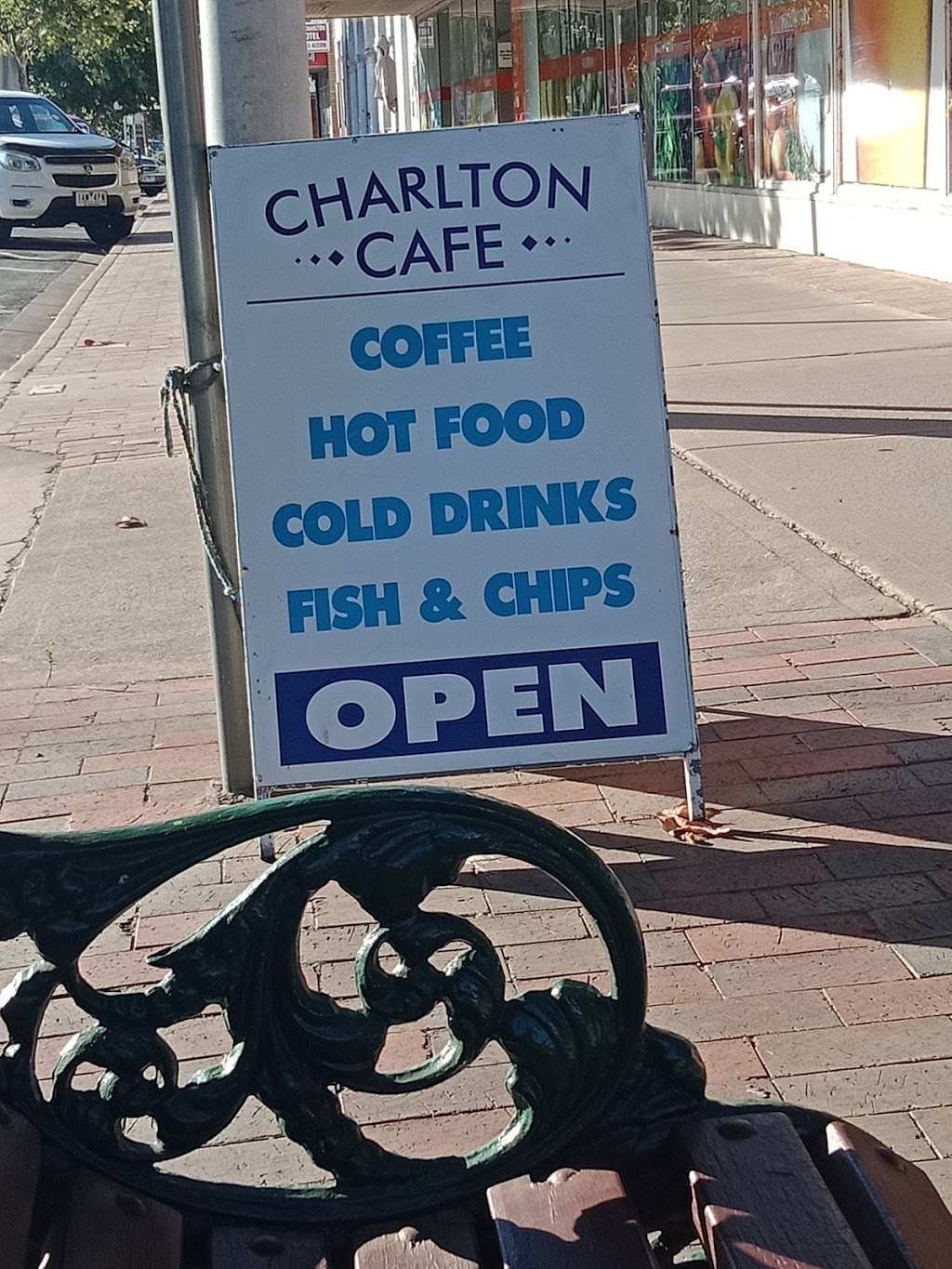 The Charlton Cafe | cafe | 61 High St, Charlton VIC 3525, Australia | 0354911375 OR +61 3 5491 1375