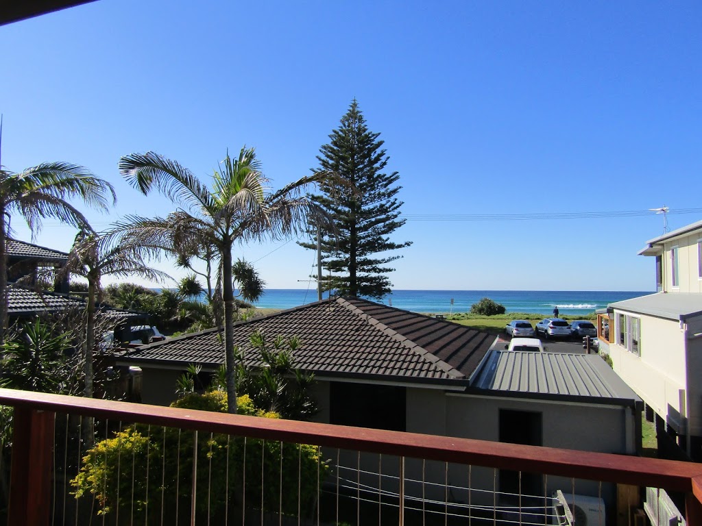 Ahhh | lodging | 3/42 Pacific Parade, Lennox Head NSW 2478, Australia | 0266877888 OR +61 2 6687 7888