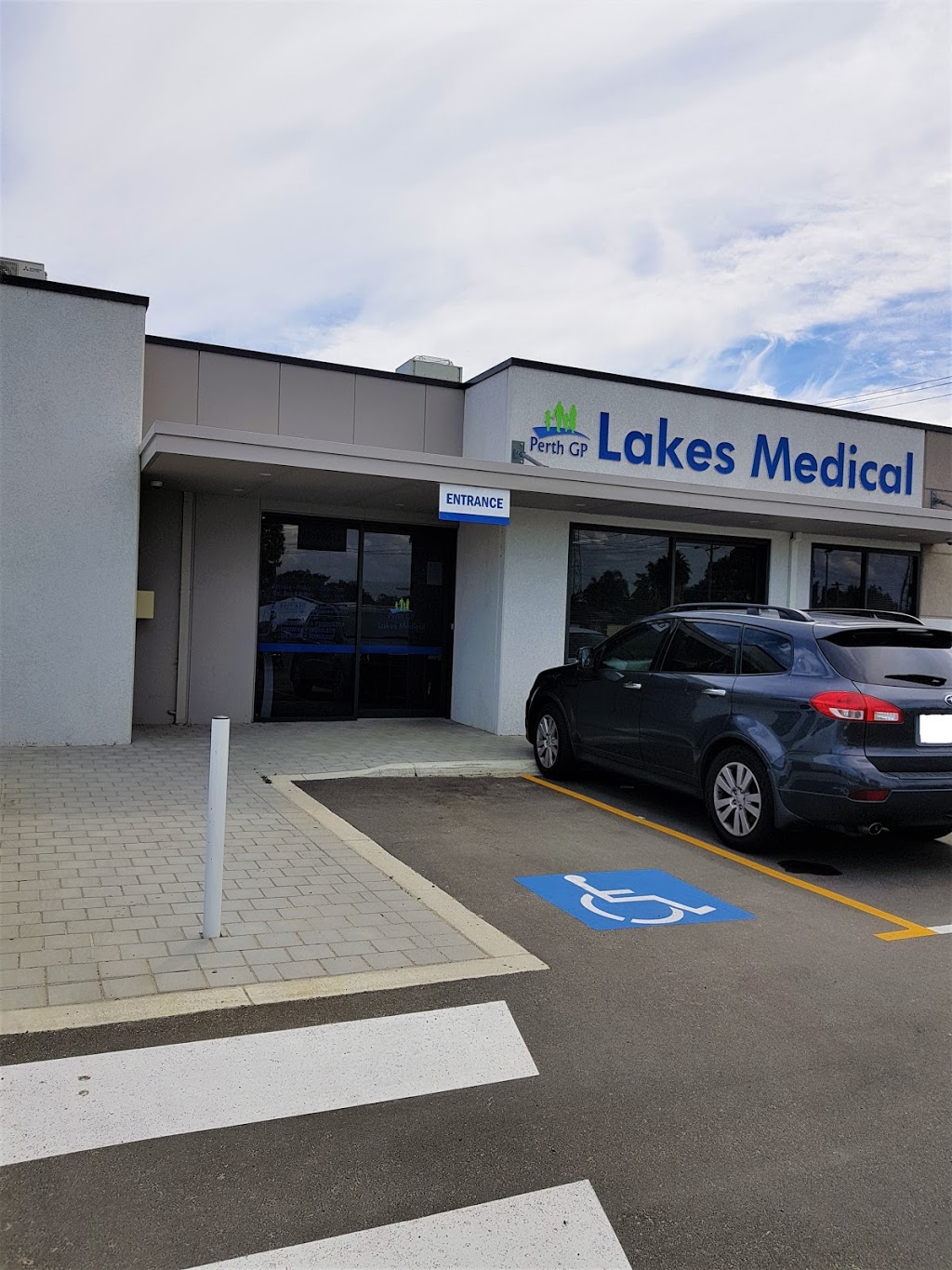 Lakes Medical | doctor | 1 S Lake Dr, South Lake WA 6164, Australia | 0894126868 OR +61 8 9412 6868