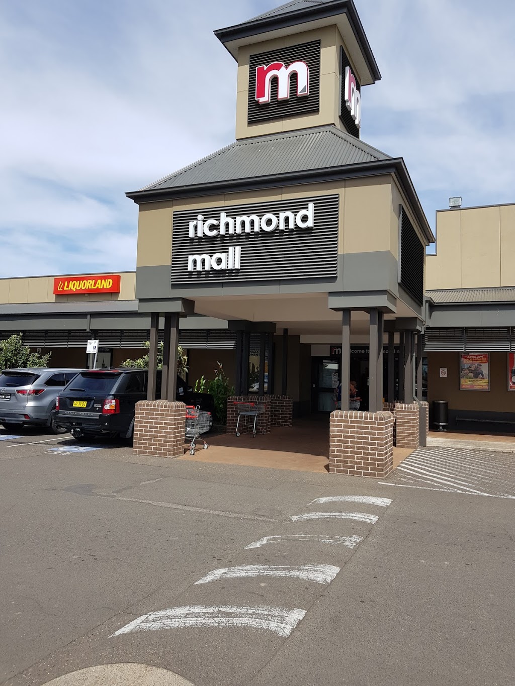 Richmond Mall | 271 Windsor St, Richmond NSW 2753, Australia | Phone: (02) 4283 1133