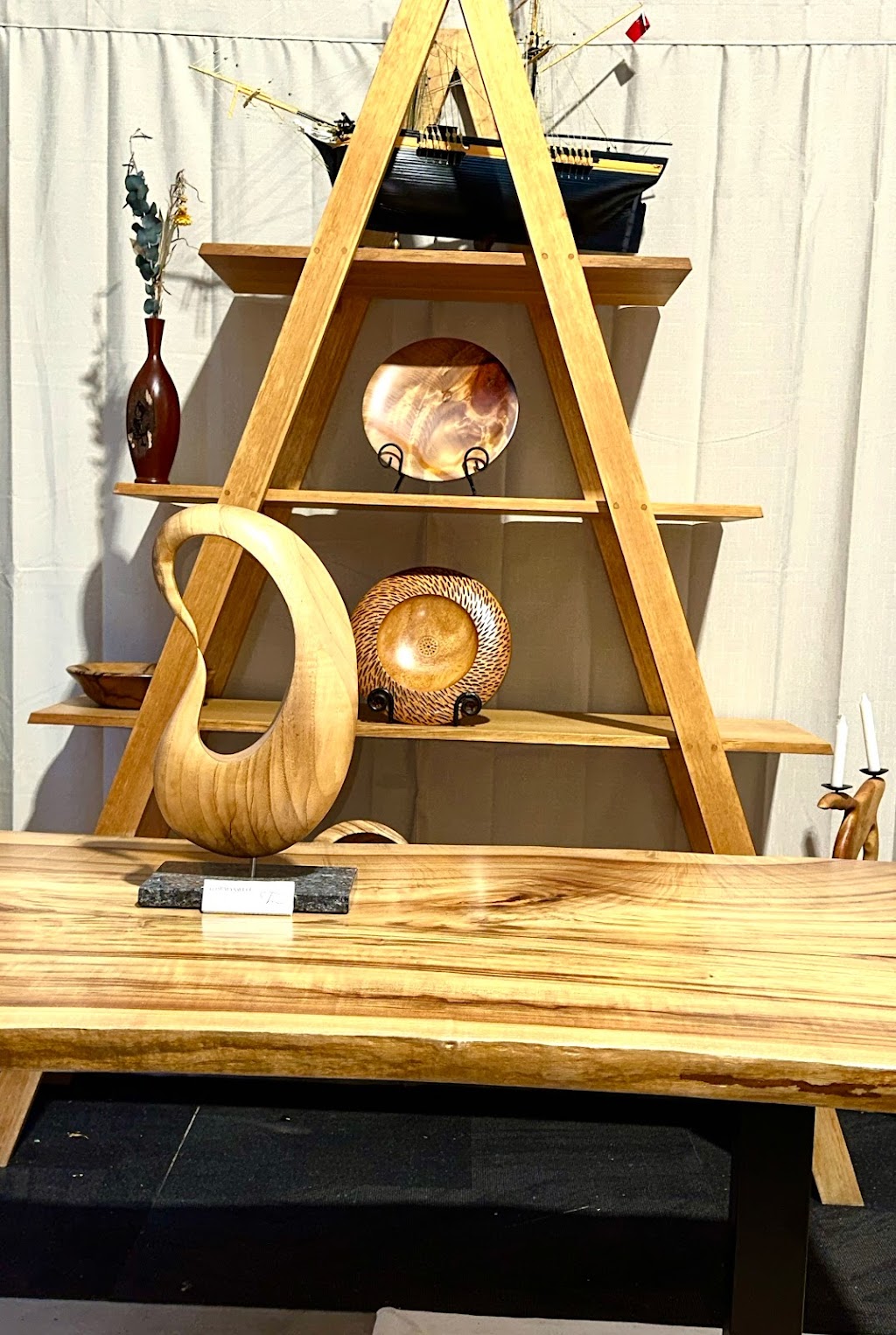 Luxiwood Dining Designs | 1 Doepel St, Bellingen NSW 2454, Australia | Phone: (02) 6655 1634