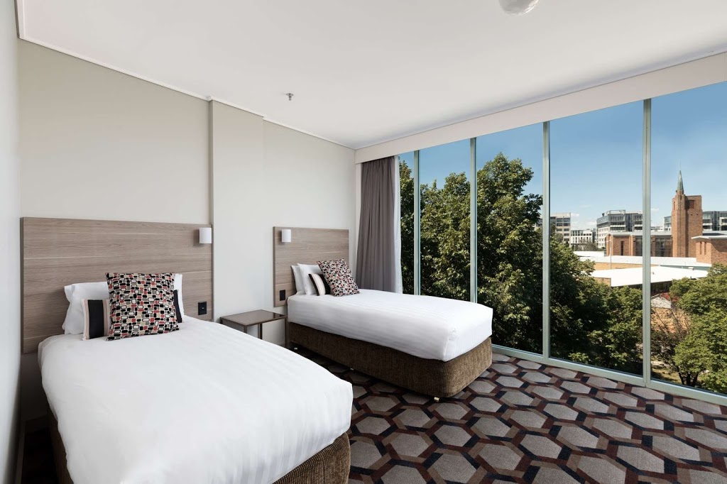 Rydges Capital Hill | lodging | 17 Canberra Ave, Forrest ACT 2603, Australia | 0262953144 OR +61 2 6295 3144