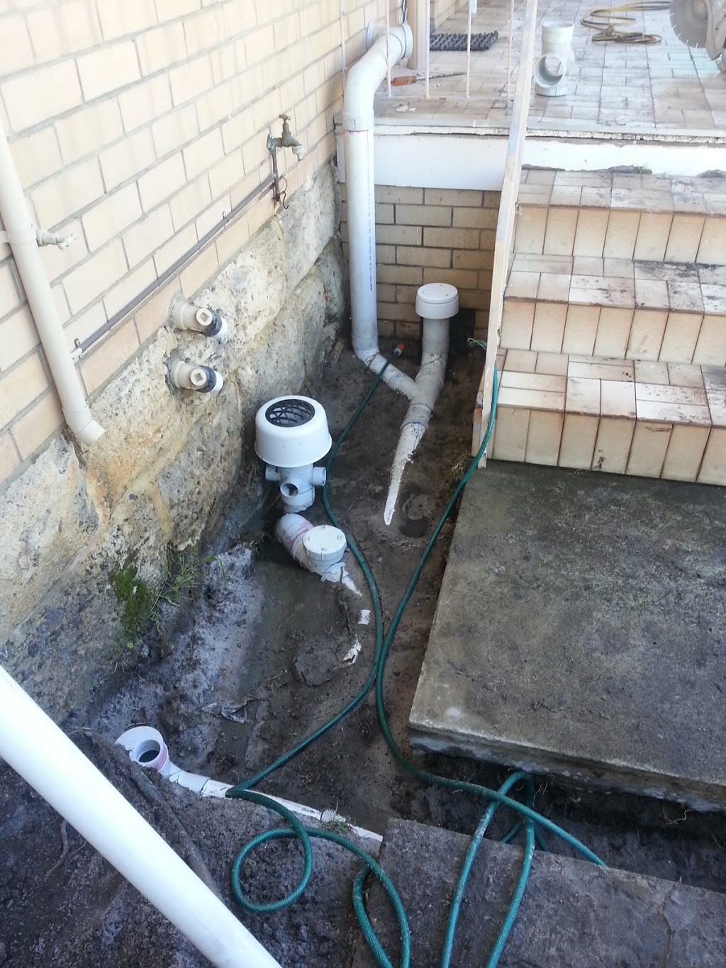 Bingham Plumbing And Gas | plumber | 237 Acton Ave, Kewdale WA 6105, Australia | 0439963066 OR +61 439 963 066