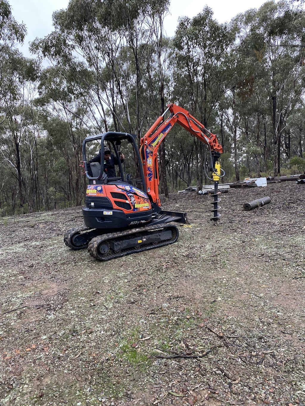 Diggermate Mini Excavator Hire Shepparton | 76 Old Dookie Rd, Shepparton VIC 3630, Australia | Phone: 0438 051 735