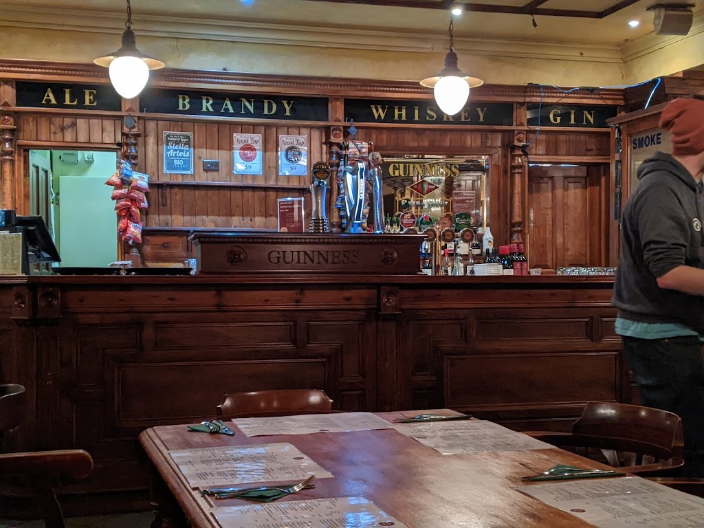 The Quiet Man Irish Pub | bar | 271 Racecourse Rd, Kensington VIC 3031, Australia | 0393766232 OR +61 3 9376 6232