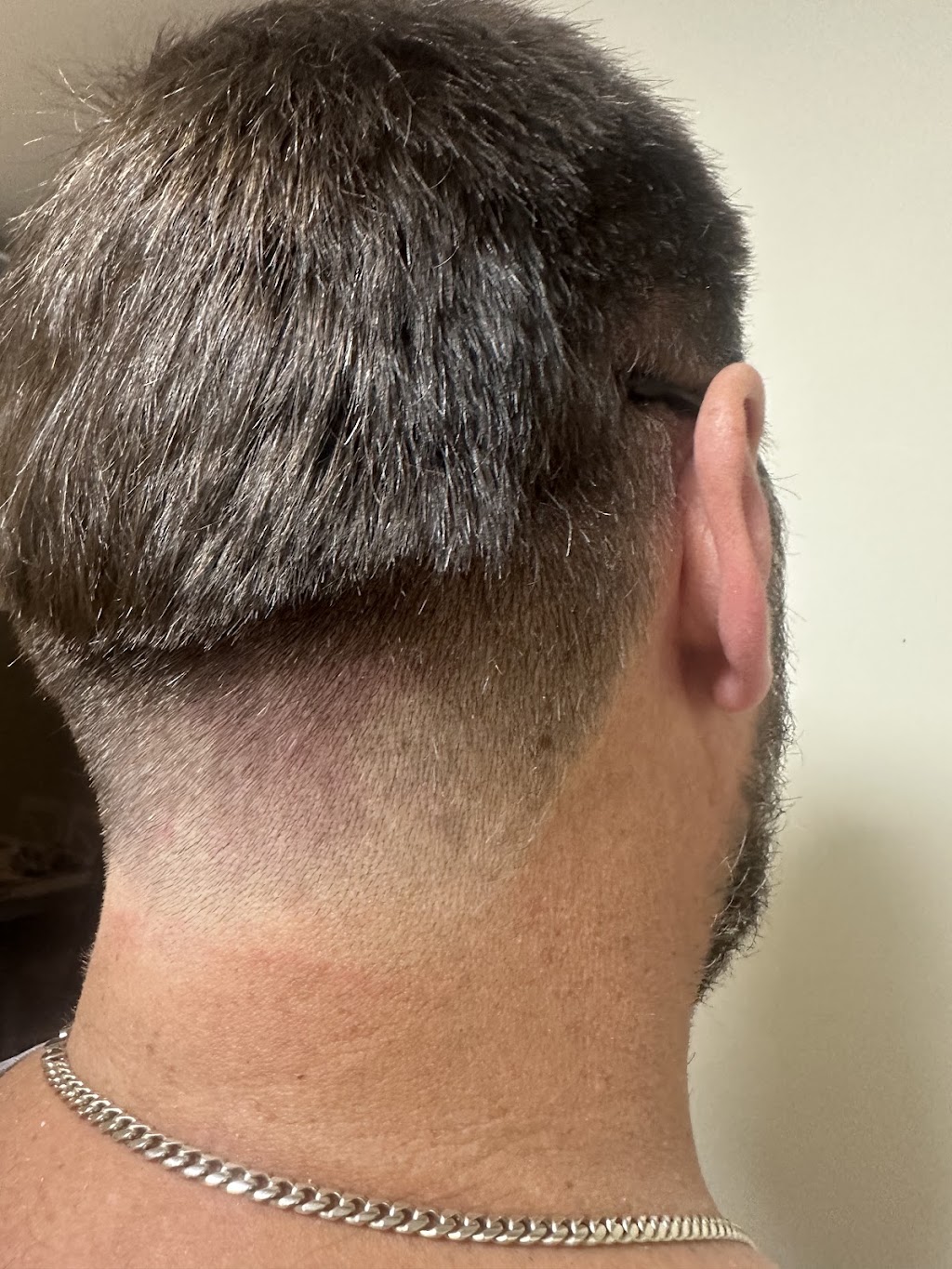 C & J Barbers Bellmere | 96/110 Bellmere Rd, Bellmere QLD 4510, Australia | Phone: (07) 5433 0951