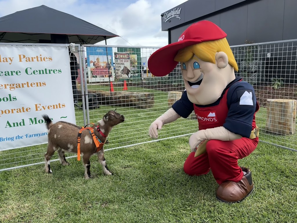 Noah’s Ark Mobile Animal Farm & Petting Zoo | 45 Gleeson Rd, Tynong VIC 3813, Australia | Phone: 0402 008 321