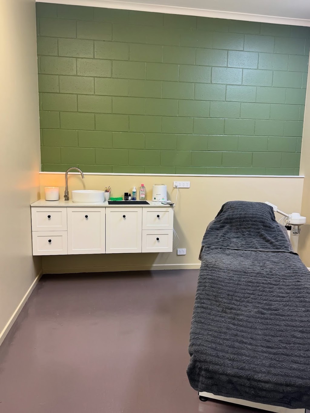 River Skin Brows & Beauty | Shop 6/9 Dutton St, Walkerston QLD 4751, Australia | Phone: 0447 317 942