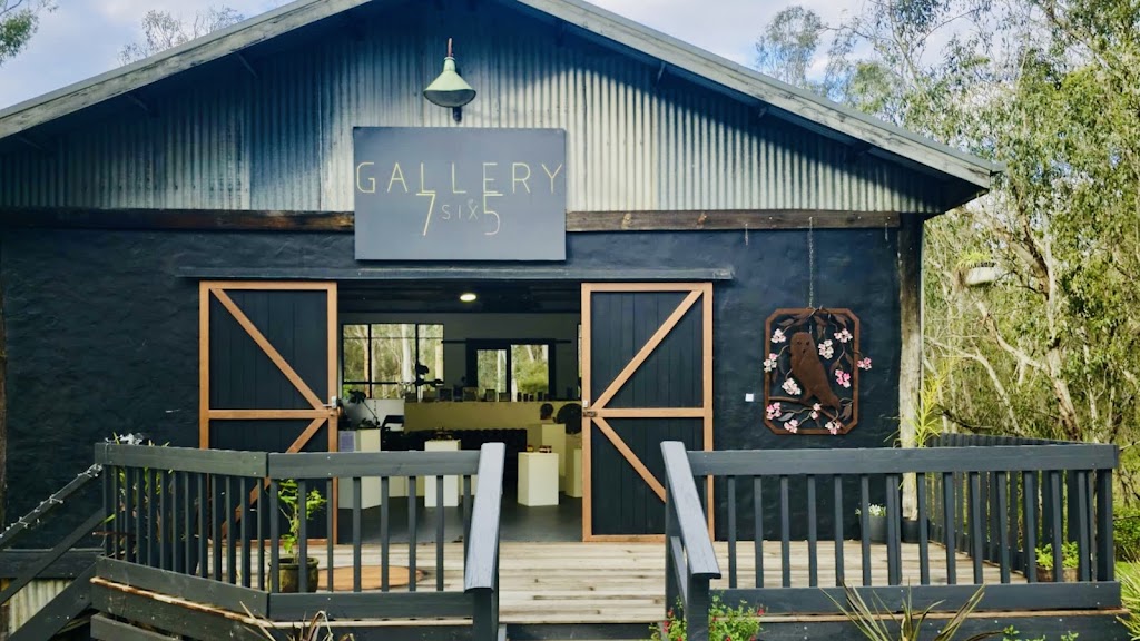 Lisa Ferrari Art | The Studio, 225 Ridge Rd, Christmas Hills VIC 3775, Australia | Phone: 0459 894 492