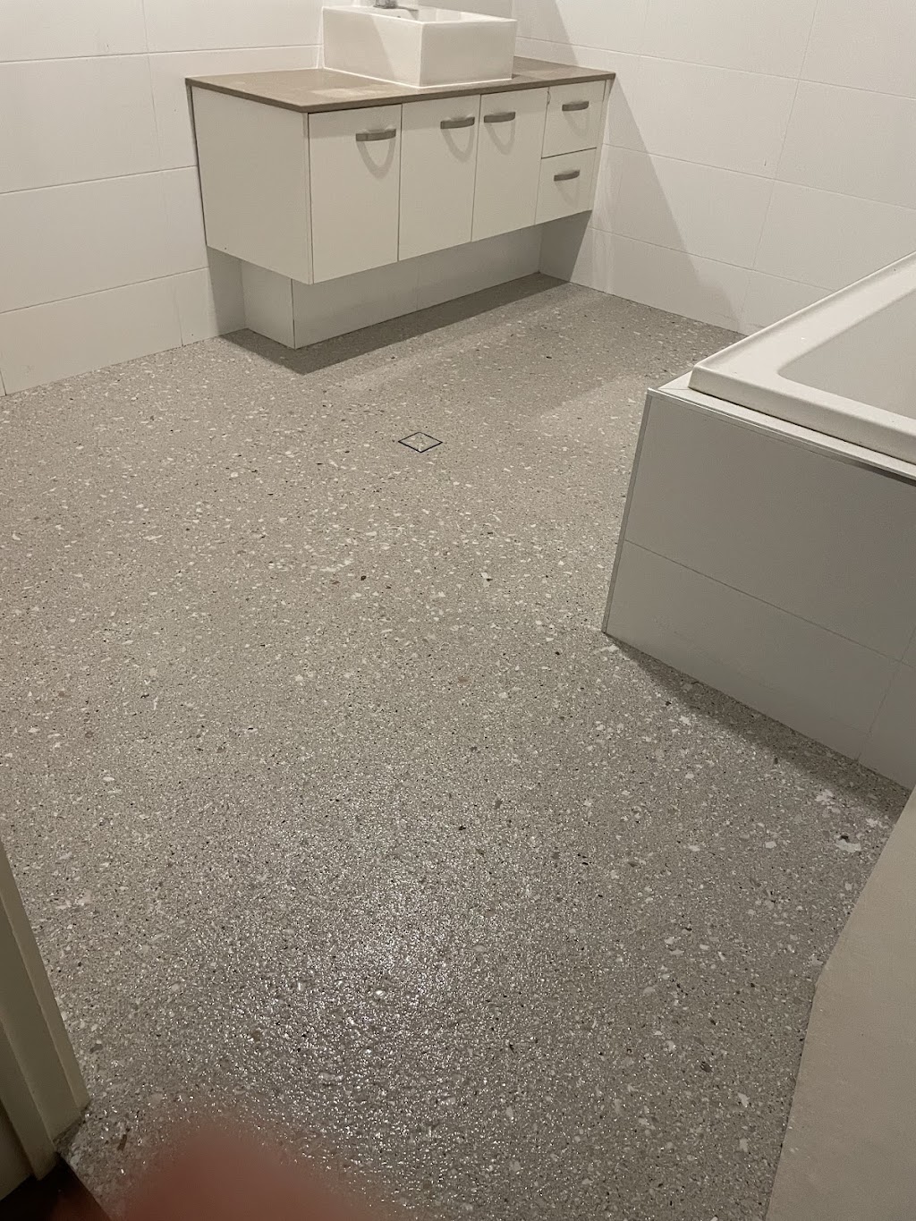 Uberspace flooring | 182/2 Bella Ave, Robina QLD 4226, Australia | Phone: 0472 558 281
