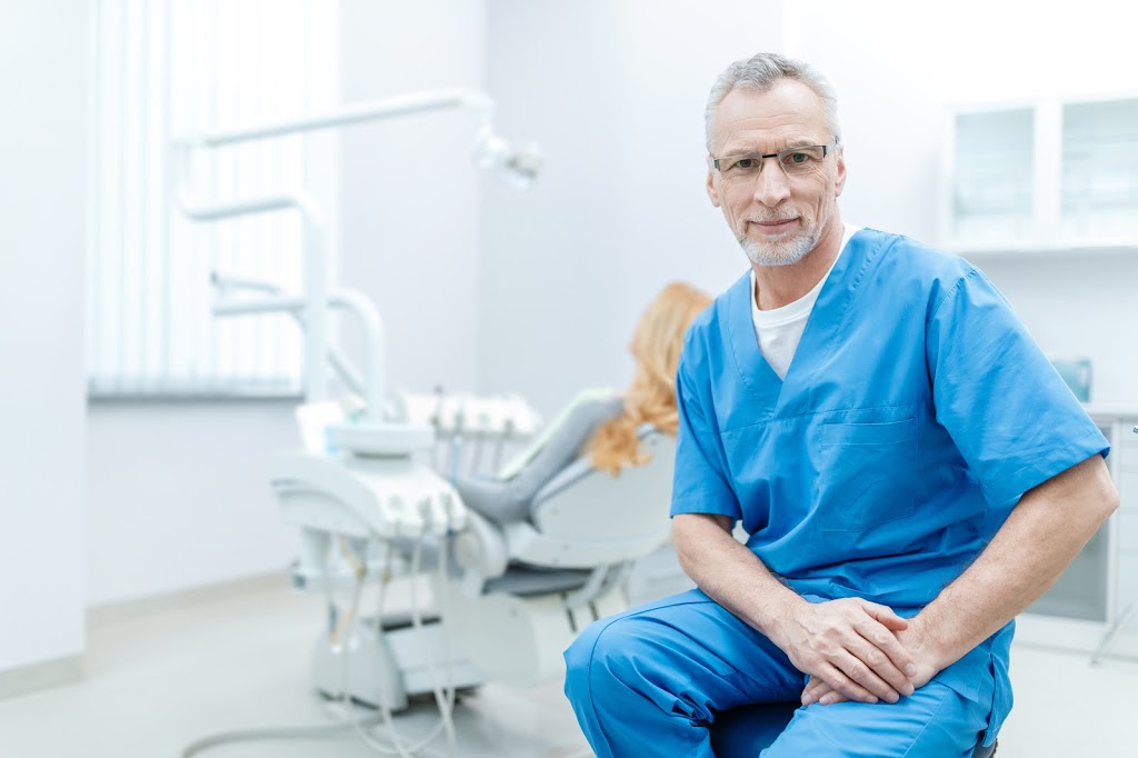 Dr George Olstein | dentist | 2/684 Malvern Rd, Prahran VIC 3181, Australia | 0395101644 OR +61 3 9510 1644