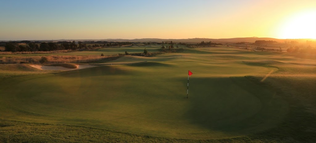 Mandalay Golf Course | 430 - 450 Mandalay Cct, Beveridge VIC 3753, Australia | Phone: (03) 9037 3700