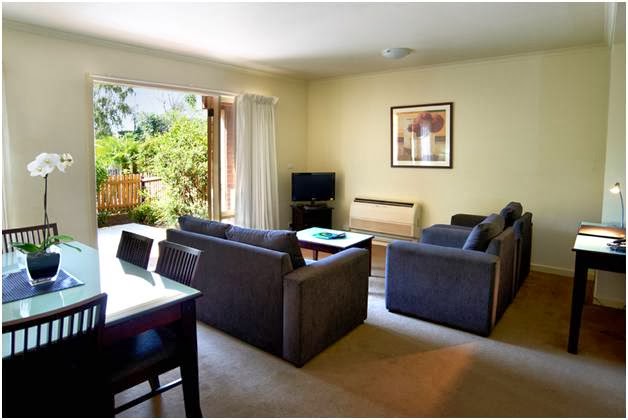 Quest Royal Gardens Serviced Apartments | 8 Royal Ln, Fitzroy VIC 3065, Australia | Phone: (03) 9419 9888