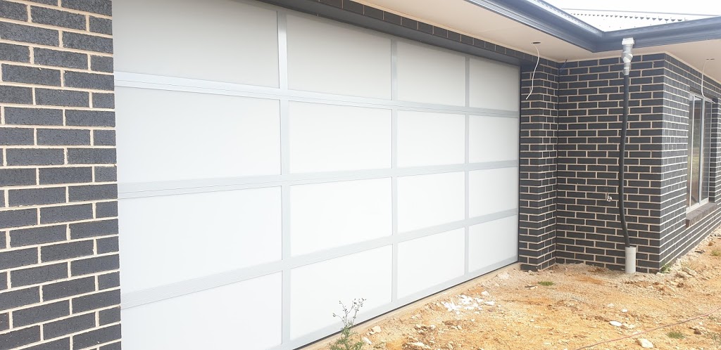 Arcade Garage Doors | 31 Bluebell Dr, Craigieburn VIC 3064, Australia | Phone: 0403 792 300