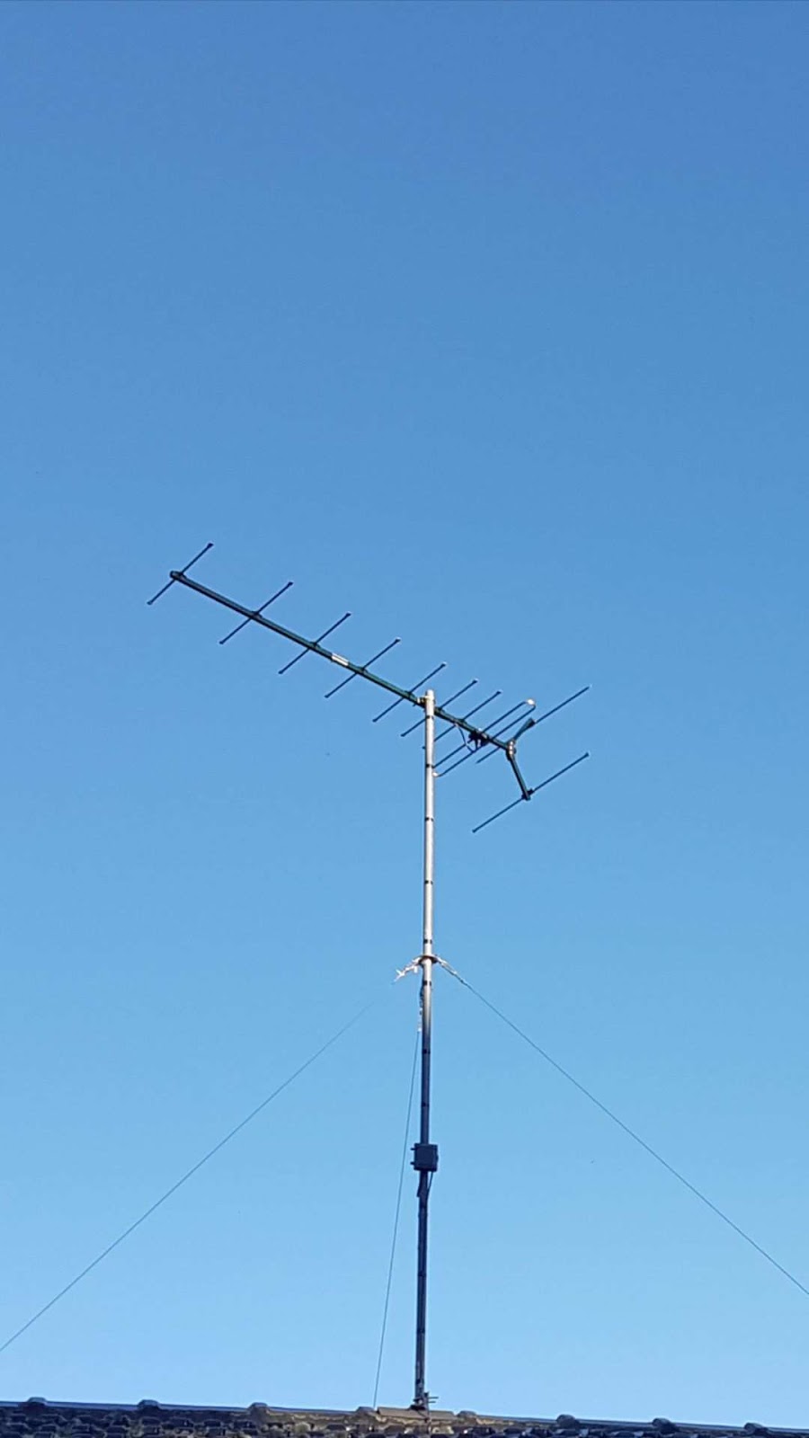 Aussi Antenna Nowra - Digital TV Antenna Installation & Repairs |  | Servicing Nowra, Bomaderry, Berry, Illaroo, Tapitalle, Bangalee, Burrier Gerroa, Hyams Beach, Kiama, Shellharbour, Port Kemla, Wollongong, Illawarra Yalwal, Terara, Pyree, Numbaa, Back Forest, Meroo Meadow, 57 Sydney Ave, Callala Bay NSW 2540, Australia | 0418262925 OR +61 418 262 925