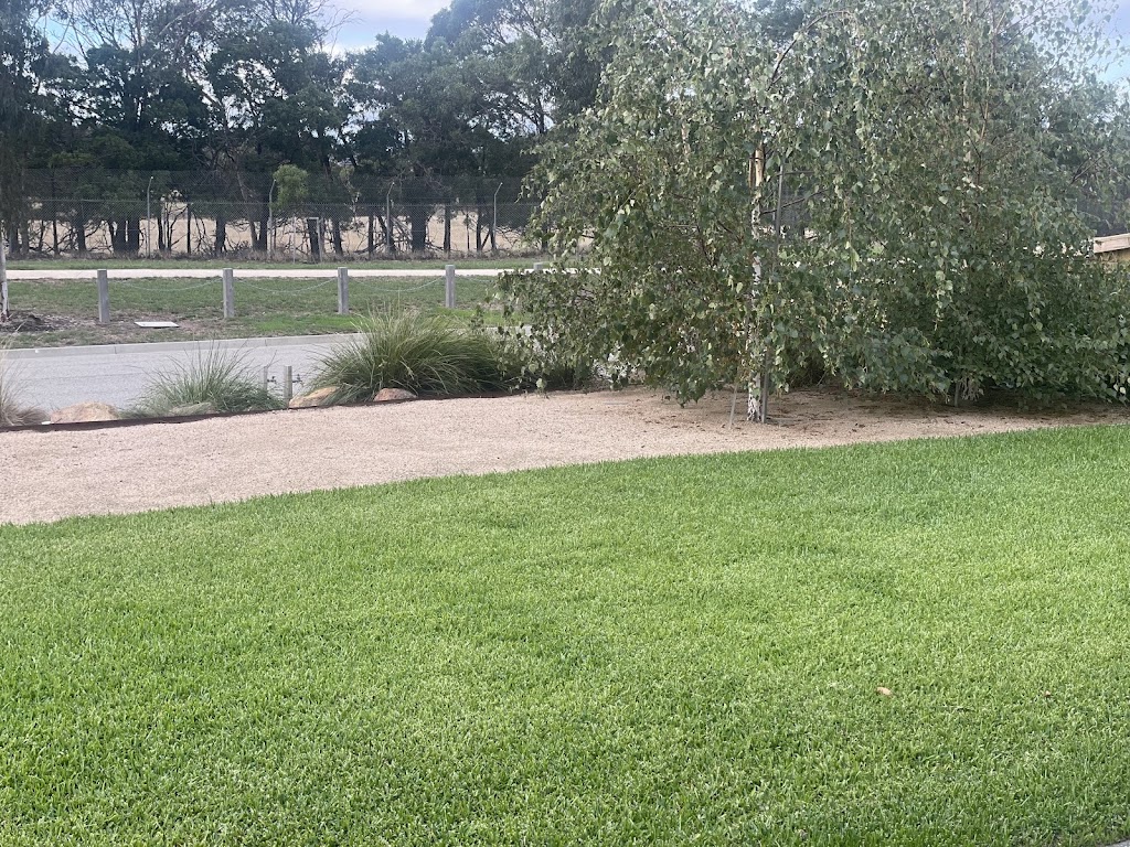 Ross Homes and Gardens | Gumflats Wy, Botanic Ridge VIC 3977, Australia | Phone: 0493 699 862