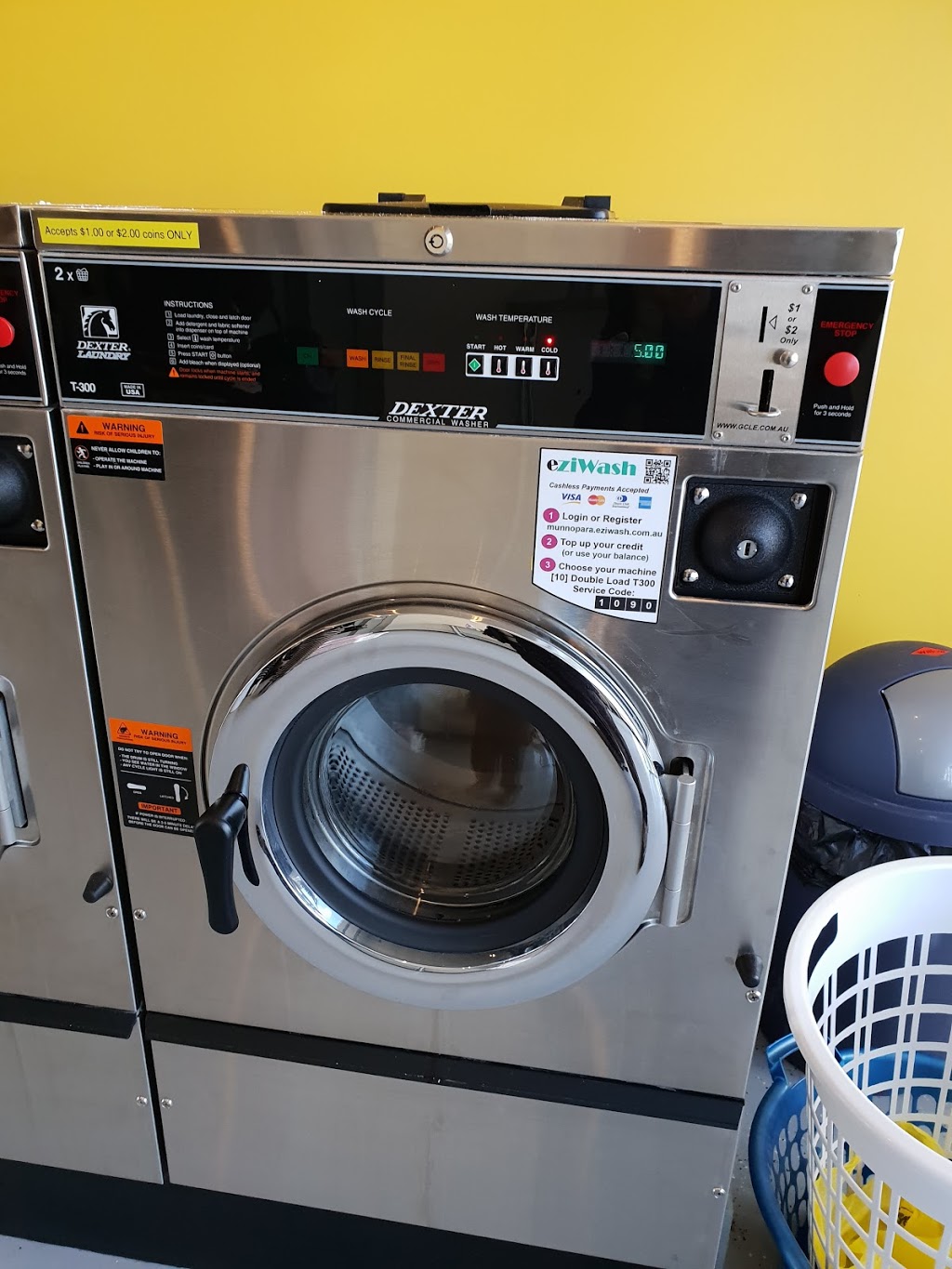 Star Laundromat | 10/262 Curtis Rd, Munno Para SA 5115, Australia | Phone: (08) 7132 0933